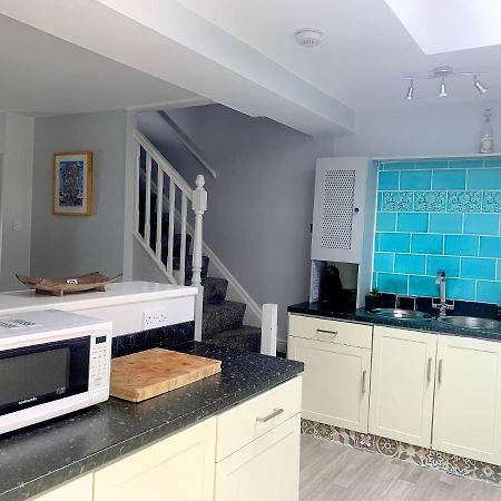 Stay In The Heart Of York At The Hampden - Free Parking - York Holiday Home Extérieur photo