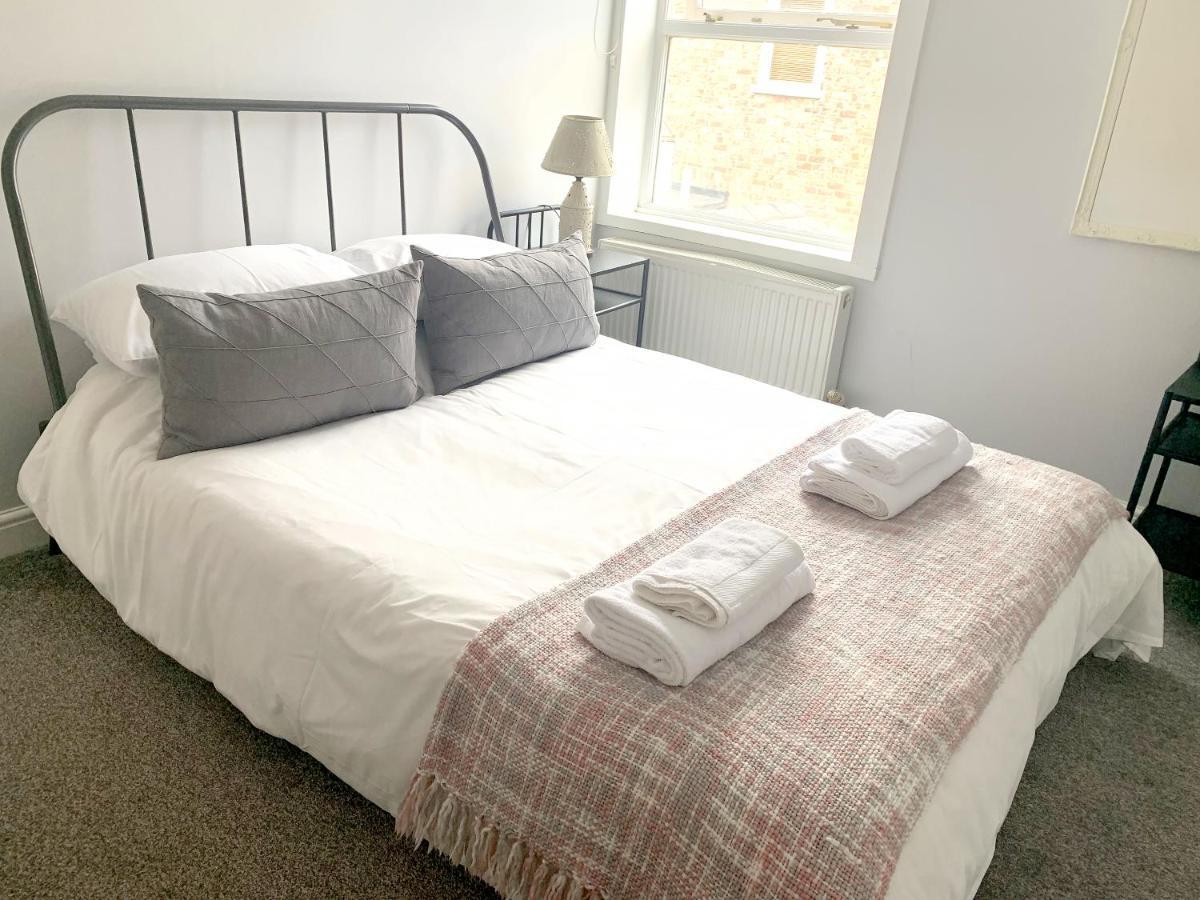 Stay In The Heart Of York At The Hampden - Free Parking - York Holiday Home Extérieur photo
