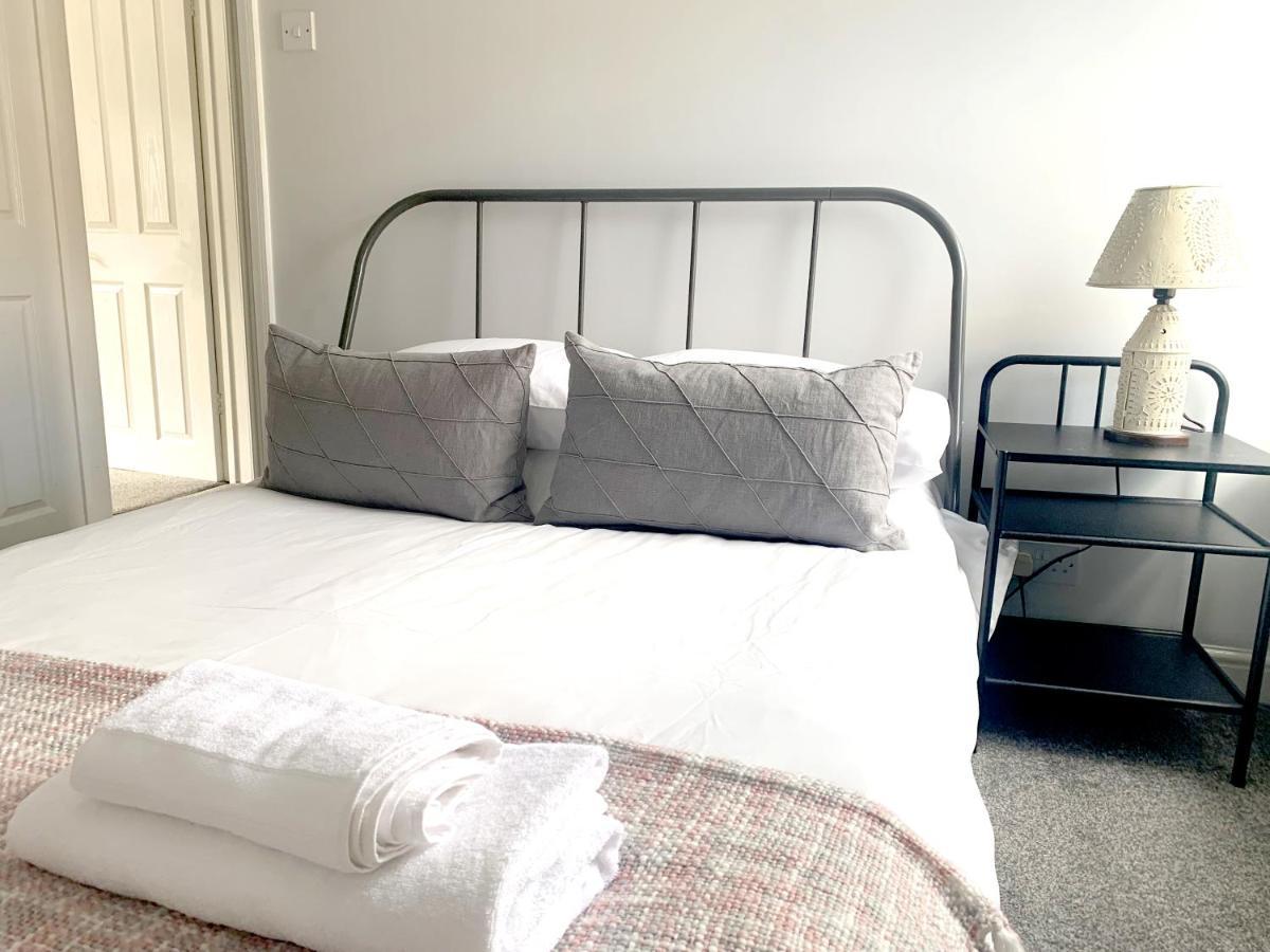 Stay In The Heart Of York At The Hampden - Free Parking - York Holiday Home Extérieur photo