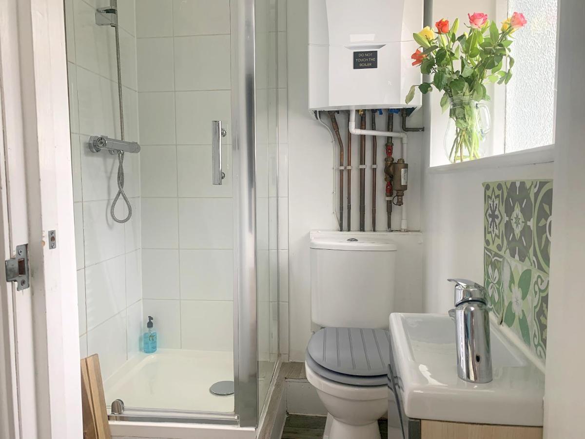 Stay In The Heart Of York At The Hampden - Free Parking - York Holiday Home Extérieur photo