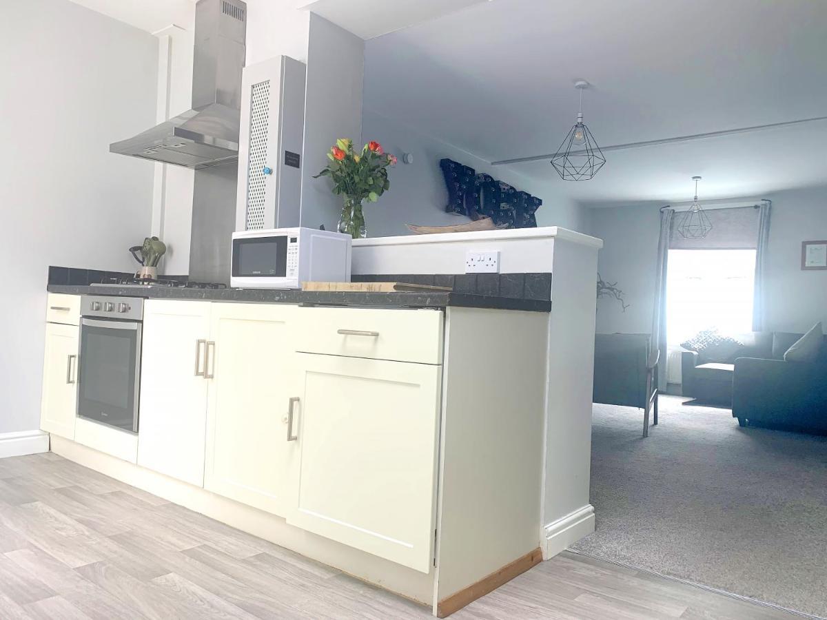 Stay In The Heart Of York At The Hampden - Free Parking - York Holiday Home Extérieur photo