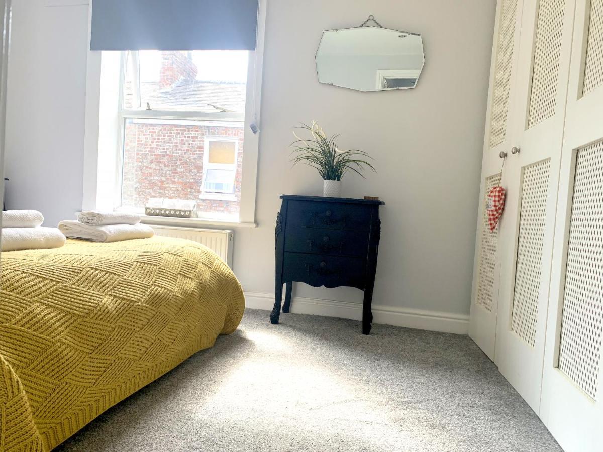 Stay In The Heart Of York At The Hampden - Free Parking - York Holiday Home Extérieur photo