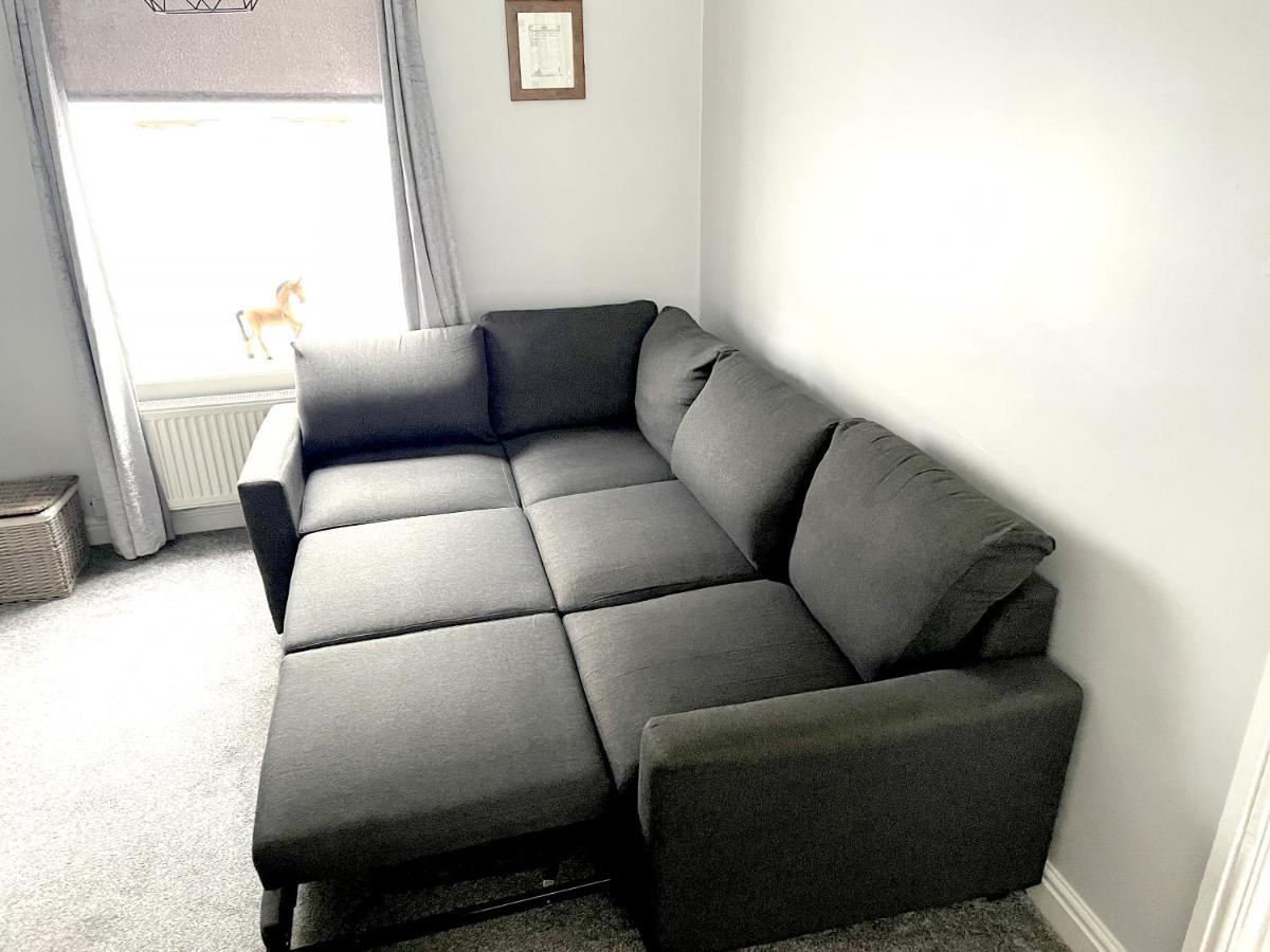 Stay In The Heart Of York At The Hampden - Free Parking - York Holiday Home Extérieur photo
